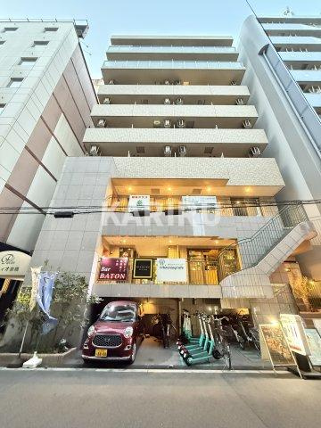 パティオ京橋の駐車場