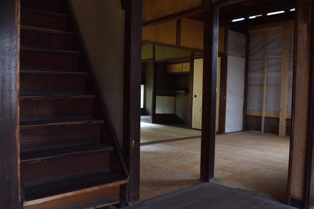 下鴨神社近く 庭に抱かれる、ゆとりの邸宅の内装