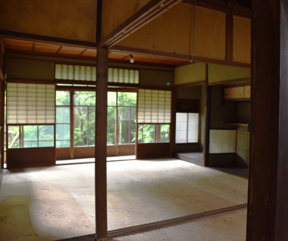 下鴨神社近く 庭に抱かれる、ゆとりの邸宅の内装