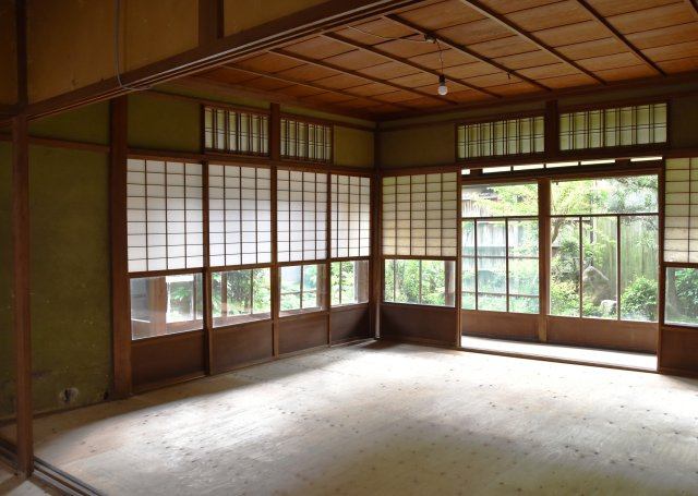 下鴨神社近く 庭に抱かれる、ゆとりの邸宅の内装