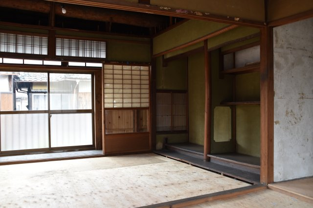 下鴨神社近く 庭に抱かれる、ゆとりの邸宅の内装|2階
