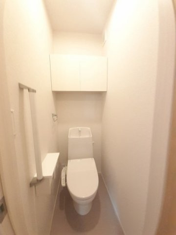 【トイレ】 | ベルシャイン　紀三井寺　Ⅰ | シンプルで使いやすいトイレです