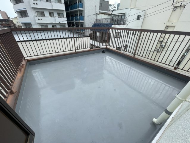 水道筋3丁目テラスのバルコニー