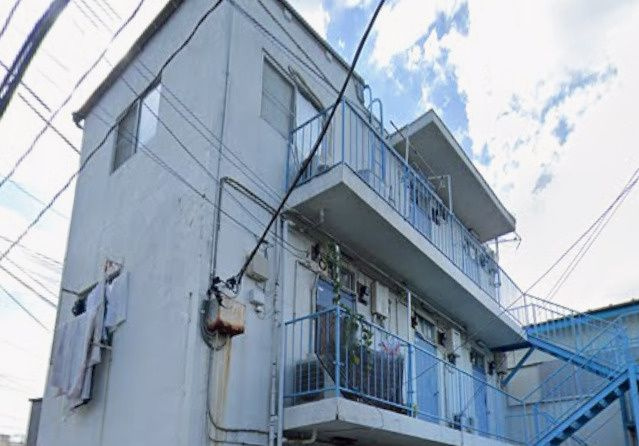山岸マンションＢの外観