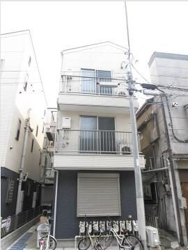 シャンテ東日暮里のエントランス