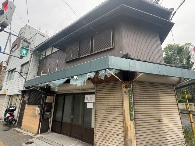 柳貸店舗
