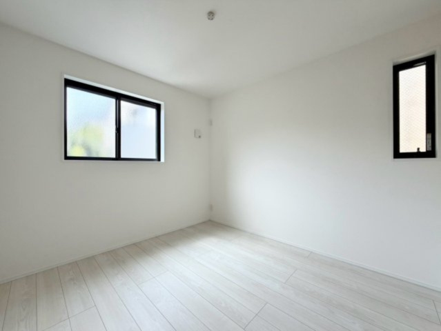 名東区高間町戸建の洋室|洋室約4.9帖