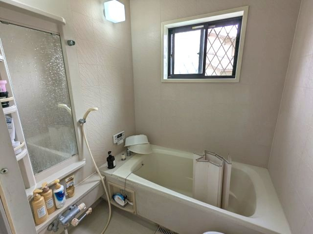 堺市東区関茶屋戸建ての浴室
