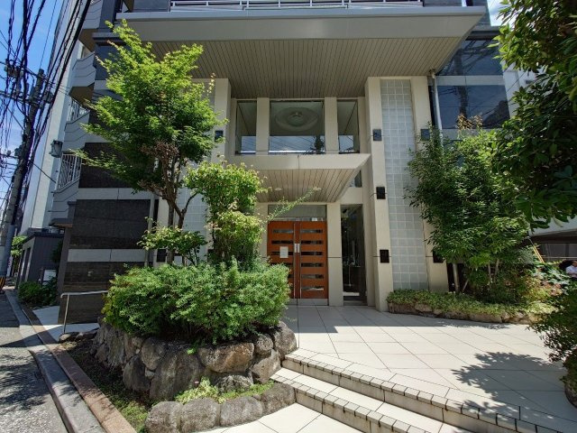 エイルマンション博多駅　堅粕小学校区のエントランス|エイルマンション博多駅
