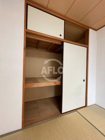 ベルメゾン堺の収納|ベルメゾン堺　押入れ