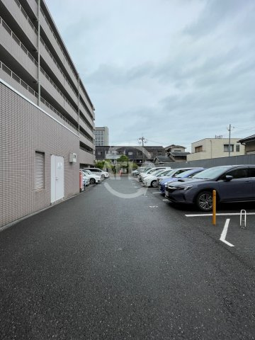 ベルメゾン堺の駐車場|ベルメゾン堺　駐車場