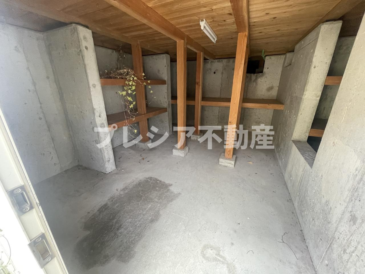 木津山町戸建の収納