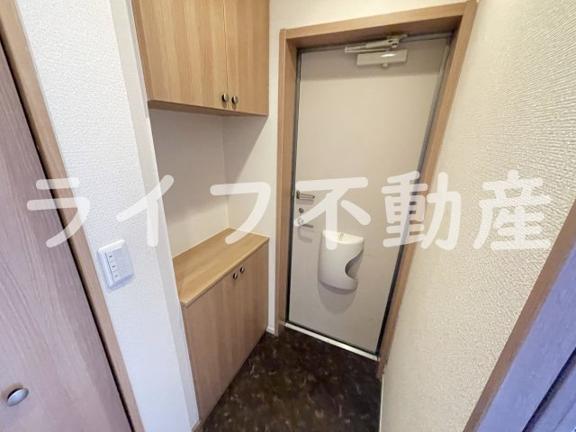 ラガールの玄関|落ち着いた玄関です