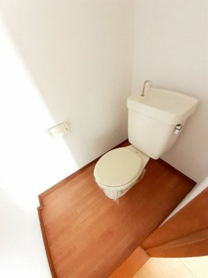 【トイレ】 | シティハイツよしかわ | 清潔感のあるトイレです