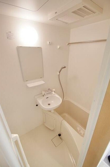 川崎市多摩区生田１丁目のアパートの浴室