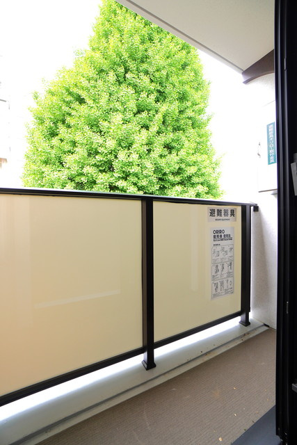 ロスアルコス千駄木のバルコニー|※写真は同タイプ住戸です。