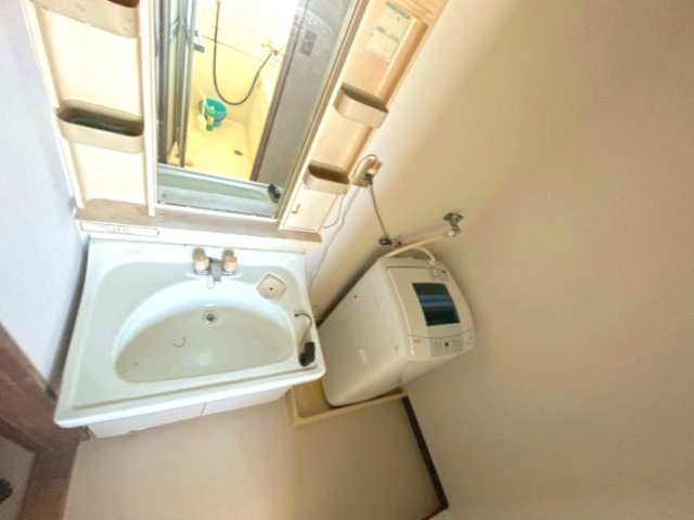菱池地蔵堂 住居付き店舗の洗面所