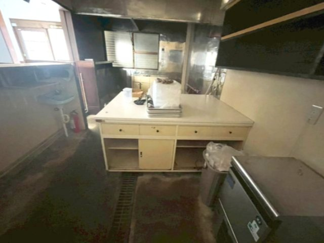 菱池地蔵堂 住居付き店舗の内装