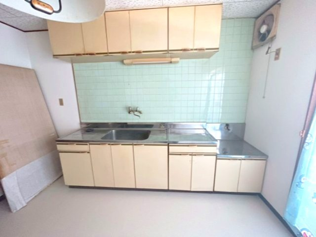 菱池地蔵堂 住居付き店舗のキッチン