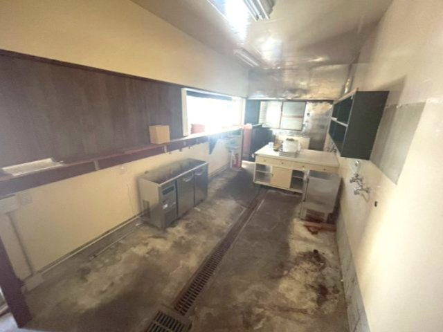 菱池地蔵堂 住居付き店舗の内装