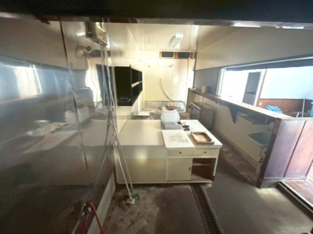 菱池地蔵堂 住居付き店舗の内装
