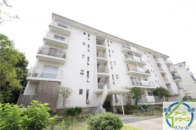 大久保東第４住宅　67号棟の外観