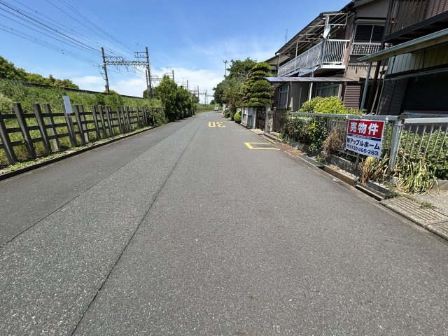 久喜市緑一丁目　建築条件なし売地の前面道路含む現地写真|南側道路写真