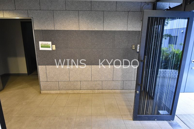 世田谷区砧５丁目の賃貸マンションのエントランス