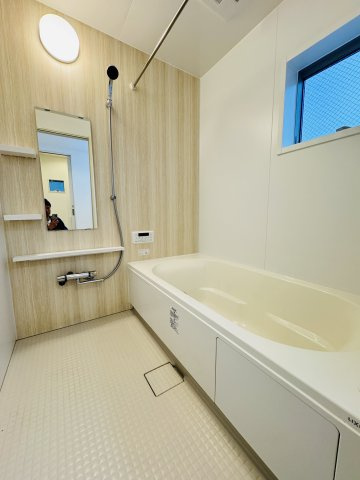 NATURAL SHONAN HOUSE — 松が丘で叶える、素材のある暮らしの浴室