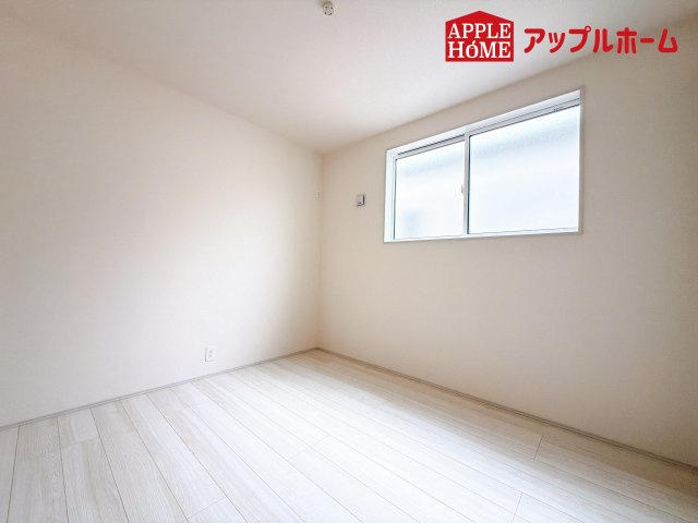 [新築住宅] さいたま市南区白幡6丁目 全3棟の洋室|居室は全室収納あり！たっぷりある収納活用でお部屋もキレイを保てます♪