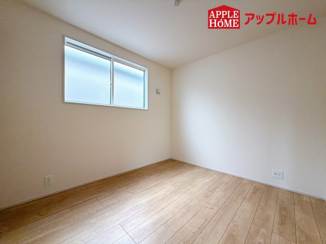 [新築住宅] さいたま市南区白幡6丁目 全3棟の洋室|居室は全室収納あり！たっぷりある収納活用でお部屋もキレイを保てます♪