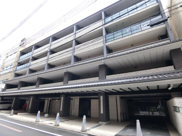 四条烏丸クロスマーク