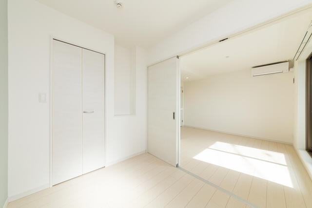 ラルヴェール試験場前Ⅱの寝室|クローゼット付の寝室です☆