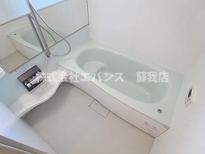 【浴室】 | クリスタルフローラ | ゆったり過ごせるお風呂です