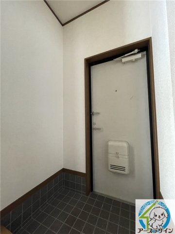 明南ハイツフジイの玄関|※類似写真