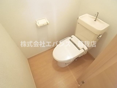 【トイレ】 | サンシティコスモA | 落ち着いた色調のトイレです