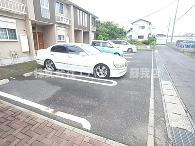 【駐車場】 | フォレストN | 駐車スペースもあります