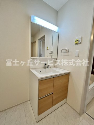 【独立洗面台】 | 磐田市福田中島 新築一戸建て 1号棟 | 独立洗面台です