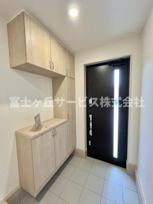 【玄関】 | 磐田市福田中島 新築一戸建て 1号棟 | 玄関です
