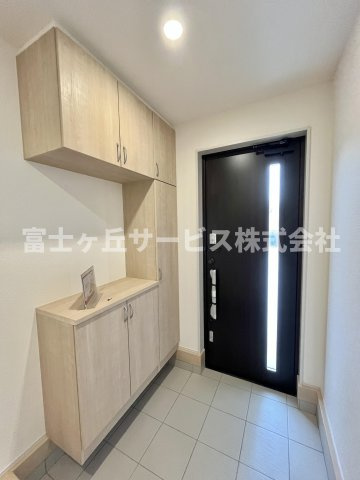 【玄関】 | 磐田市福田中島 新築一戸建て 1号棟 | 玄関です