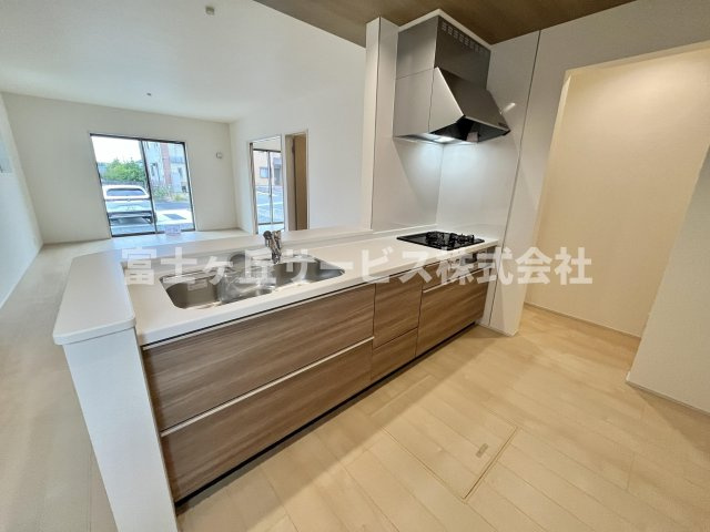 【キッチン】 | 磐田市福田中島 新築一戸建て 1号棟 | キッチンです