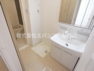 【洗面所】 | ビアンＫＴ | 広い洗面スペース