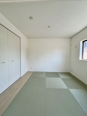 【和室】 | 牧之原市静波 11期 新築一戸建て 1号棟 | LDK横の和室5.2帖
