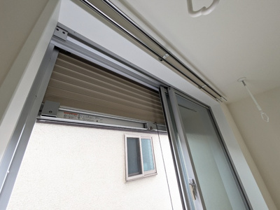 シャッター雨戸付き♪