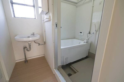 【洗面所】 | ビレッジハウス塩冶1号棟 | ビレッジハウスの同一物件・同一タイプの間取りの写真です