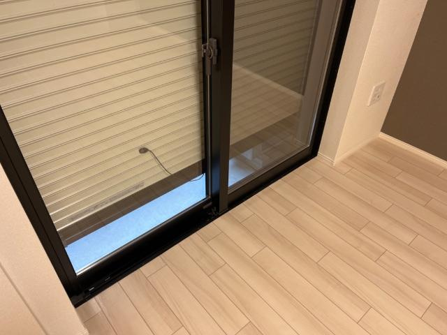 Ｍｏｎｓｈｅｒｉ（モンシェリー）の内装|シャッター