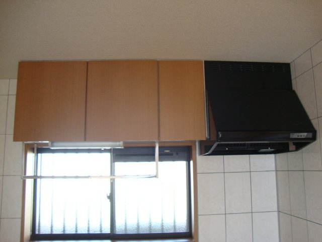 エポック弥生が丘Ⅱの収納|キッチン上部収納