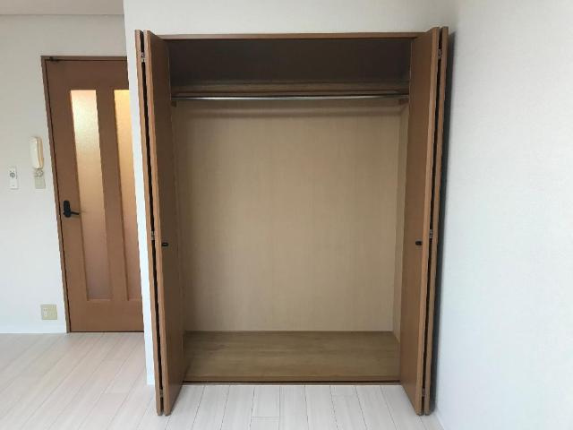 サンエポックの収納|クローゼット