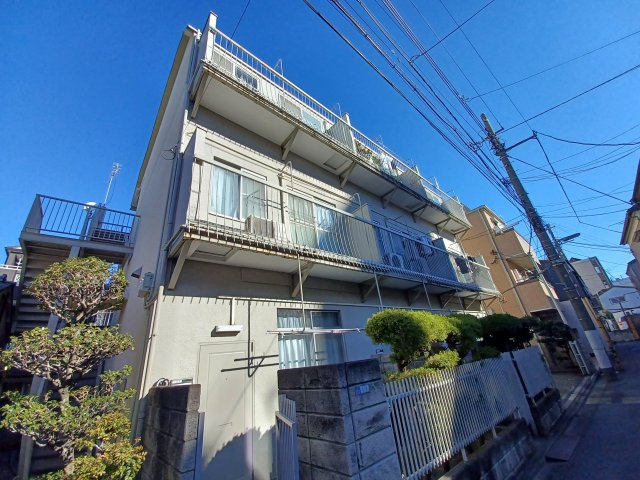 マンション富士の外観