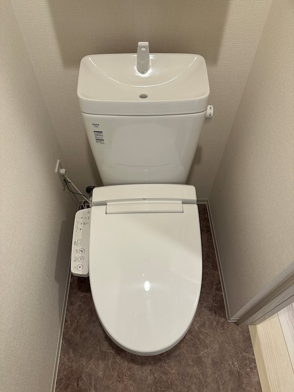 新品家具付きマンション平塚5(KaGood東京)のトイレ